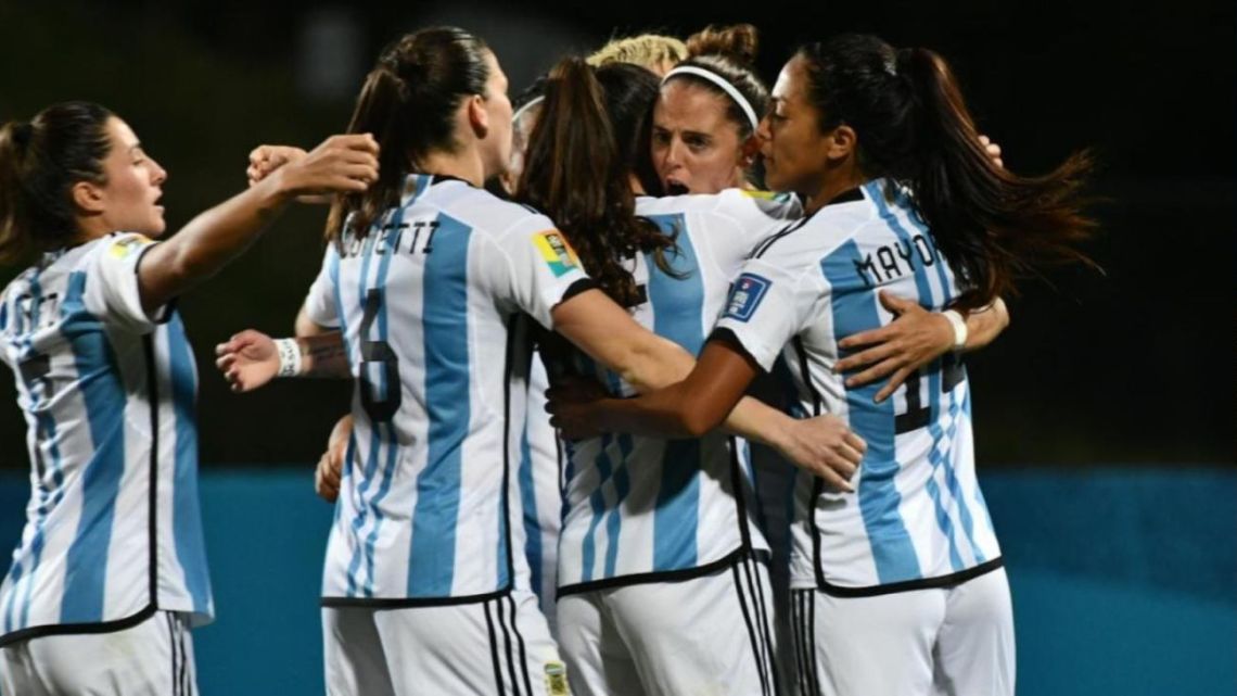 Ante los evidentes retrocesos, tres jugadoras estallaron y renunciaron a la Selección argentina: "Cansa no ser valoradas"