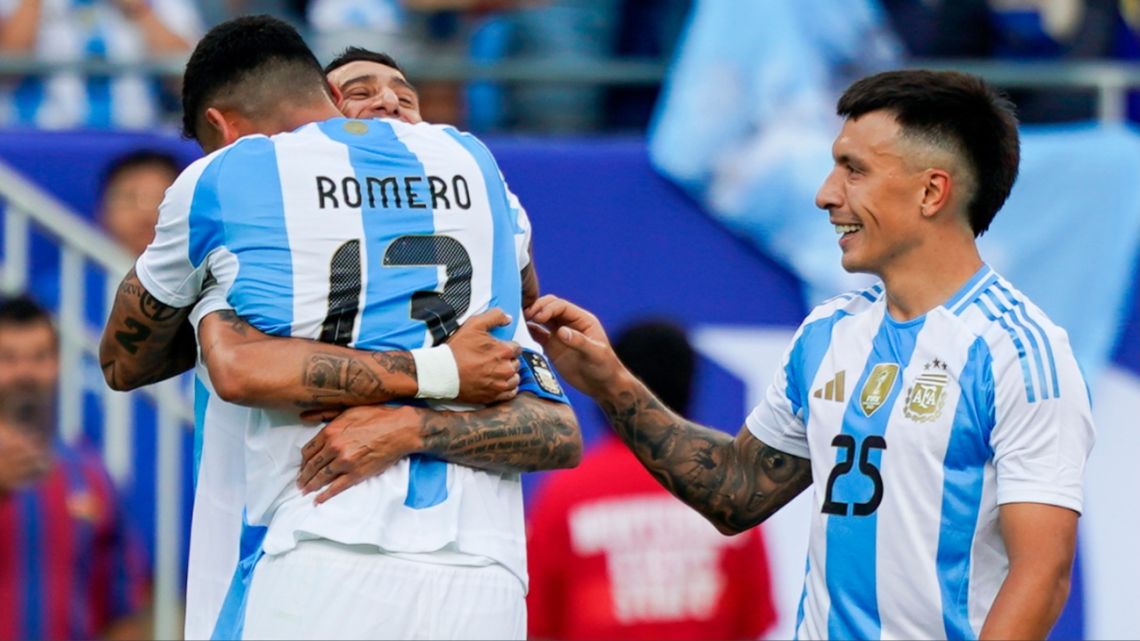Cuti Romero se vistió de asistidor en el triunfo de la Selección Argentina y sus compañeros lo elogiaron en redes sociales