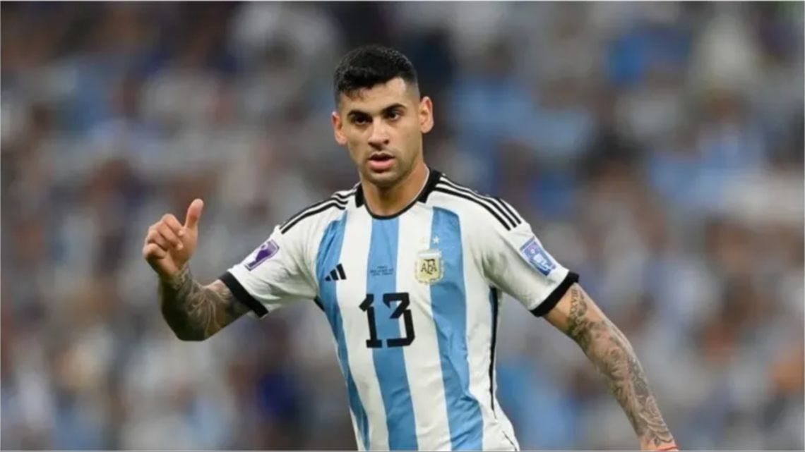 El ex jugador de la Selección que se rindió ante el Cuti Romero: "Es el mejor 'dos' de la historia argentina"