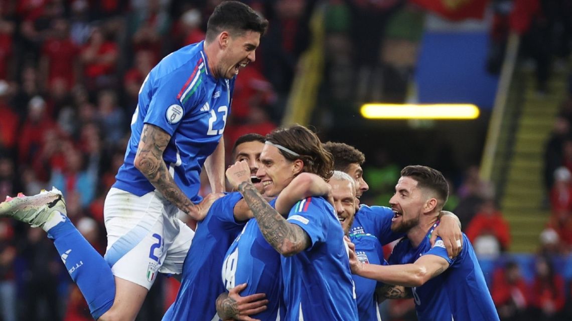 Italia debutó con un triunfo sobre Albania: resumen y goles del partido