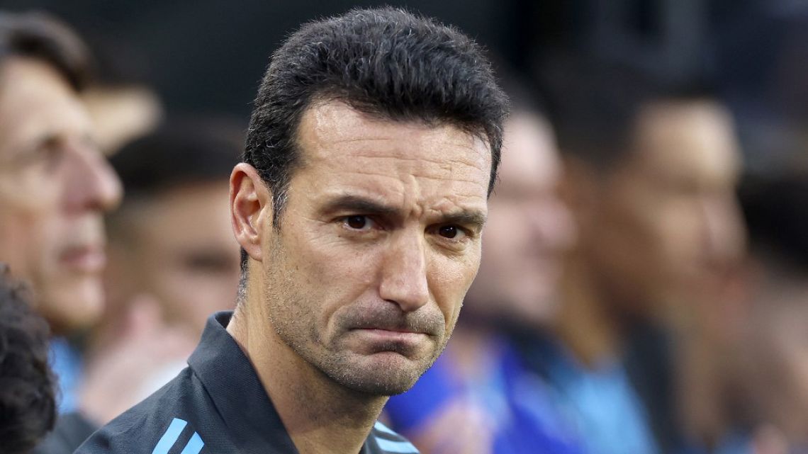 Scaloni confirmó a Garnacho, pero mantuvo el suspenso sobre los tres que baja de la lista
