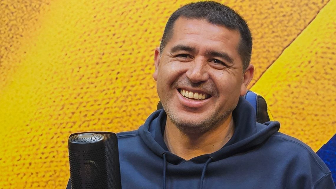 Riquelme continúa negociando: los tres futbolistas que pretende incorporar durante el mercado de pases