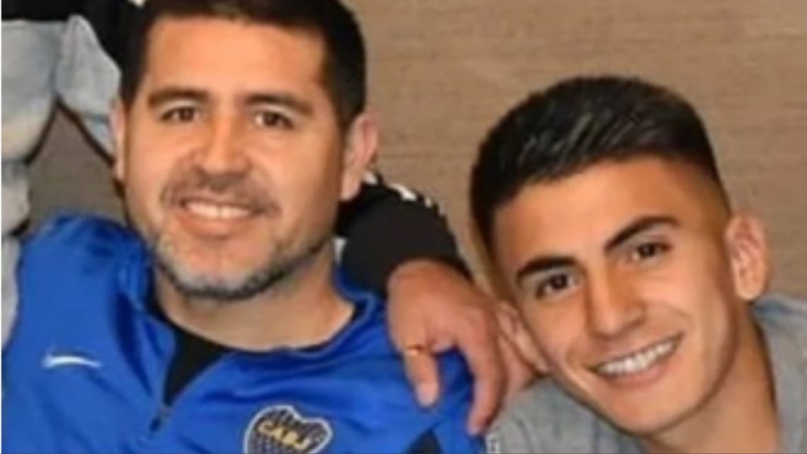 Thiago Almada ilusiona en Boca: “Ayer hablé con Riquelme…”