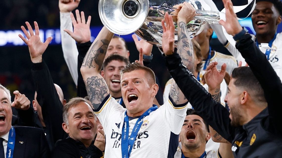 Toni Kroos tuvo su 'último baile': ganó su quinta Champions League y se retiró entre lágrimas del Real Madrid