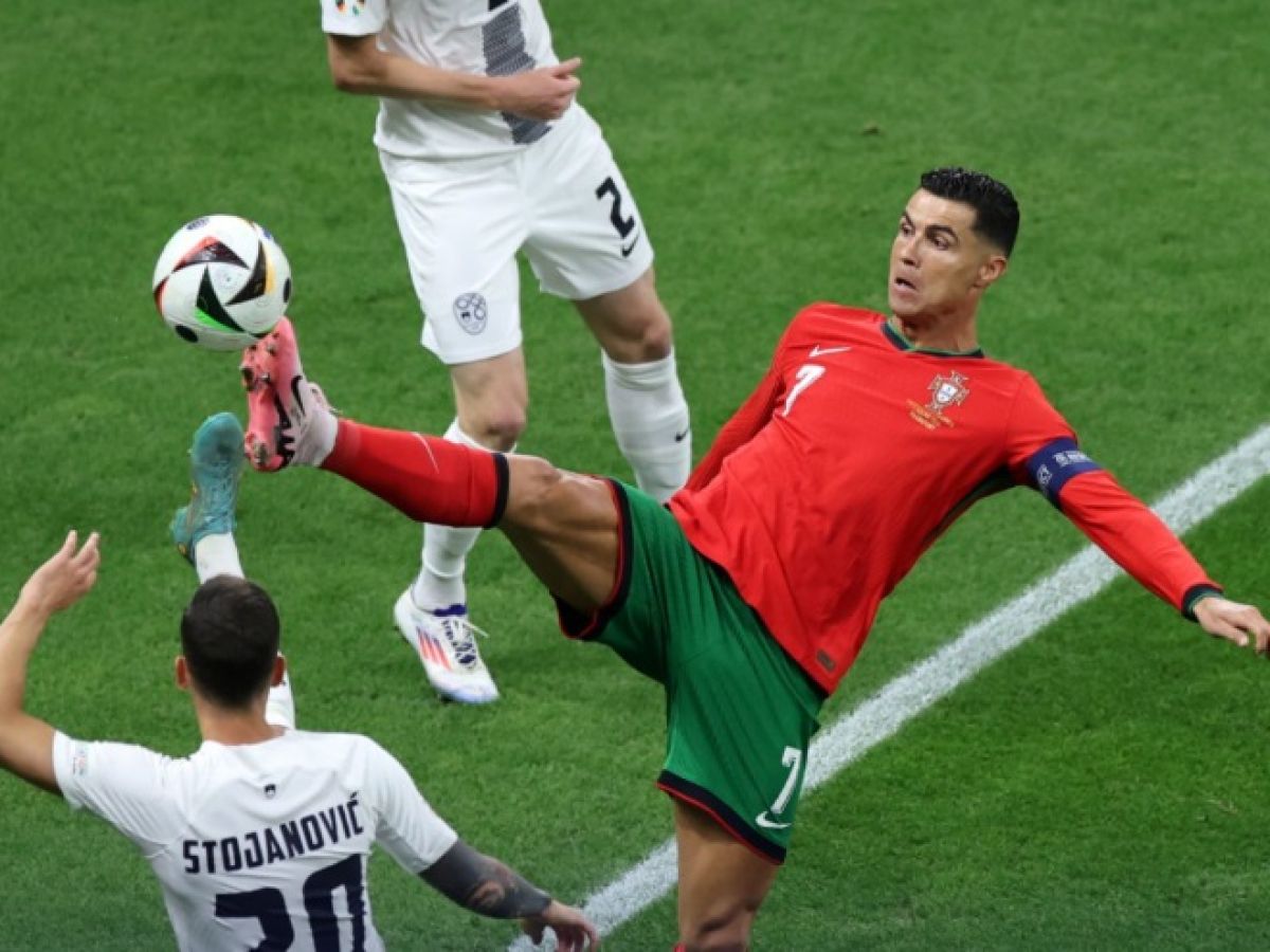 Portugal avanzó en la Euro con Cristiano rompiendo en llanto y su arquero figura