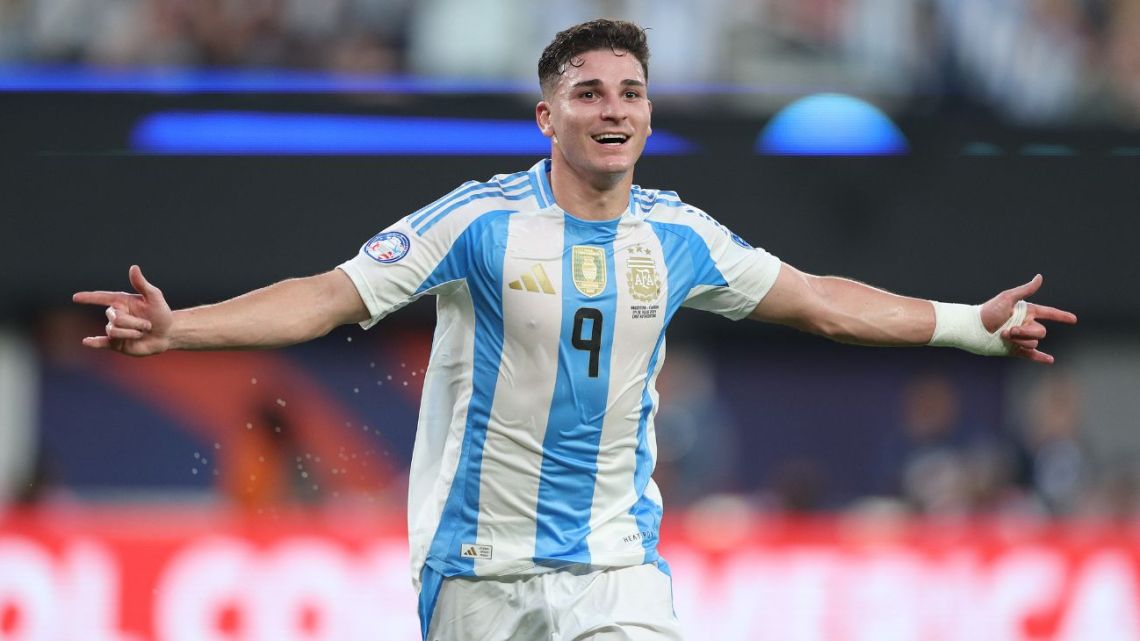 Así fue el gol de Julián Álvarez que abrió el marcador ante Canadá, en la semifinal de la Copa América