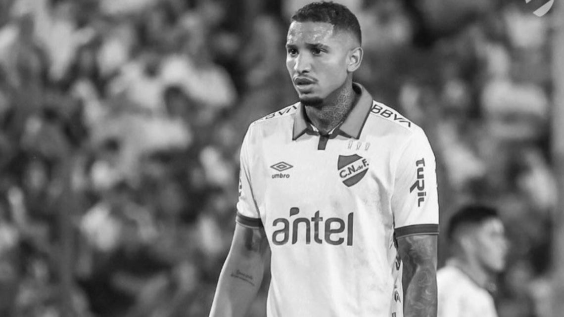 Falleció el futbolista Juan Izquierdo, el defensor uruguayo que se descompuso en pleno partido por Copa Libertadores