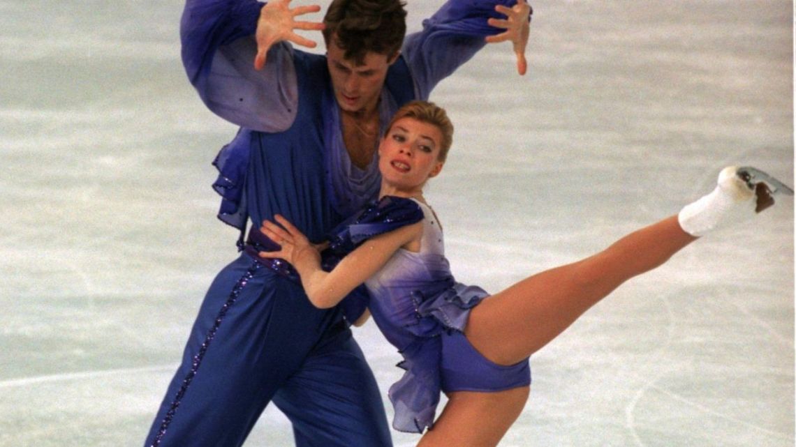 Quiénes son las dos estrellas del patinaje artístico que fallecieron en el avión que se accidentó en Washington DC