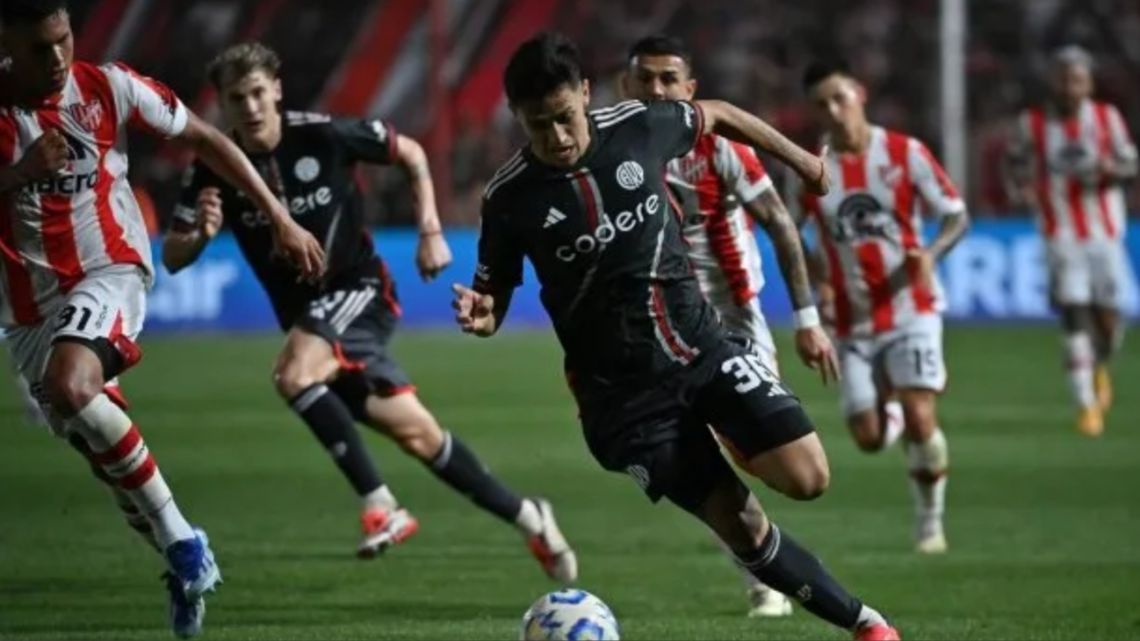 River recibe a Instituto en busca de la primera victoria en el Torneo Apertura 2025: horario, TV y formaciones