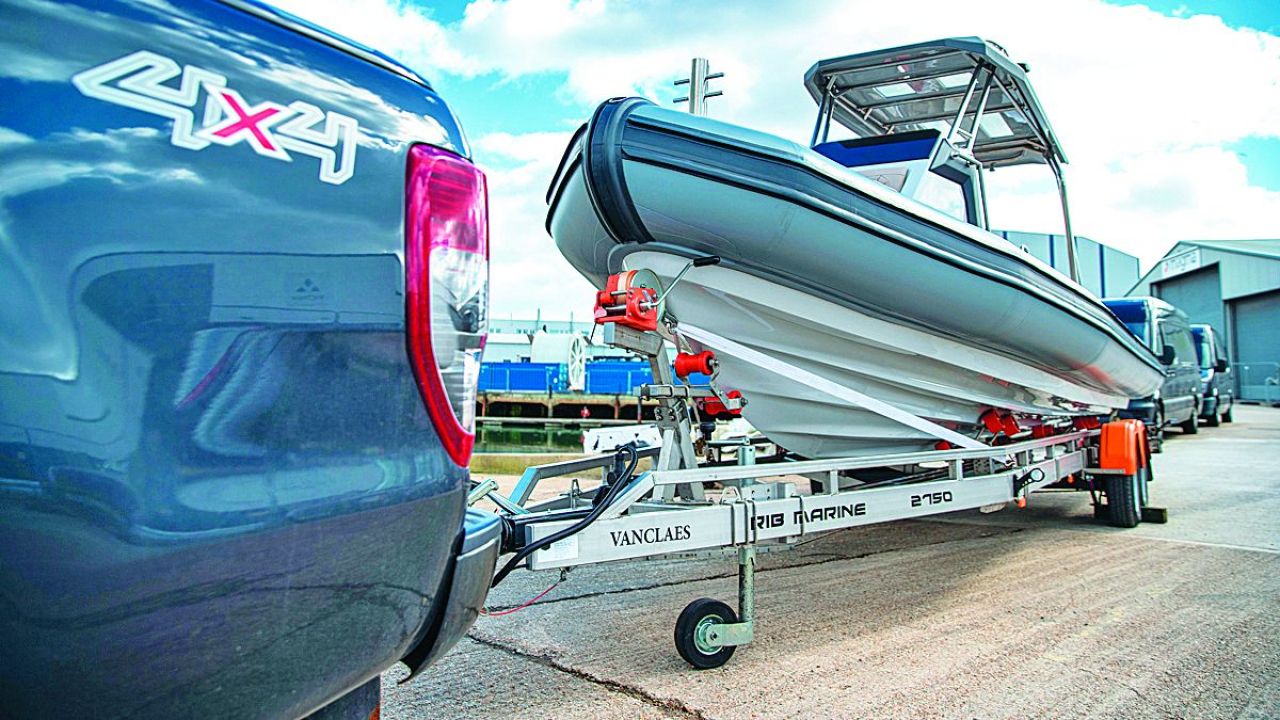 Claves para entender al tráiler de la lancha