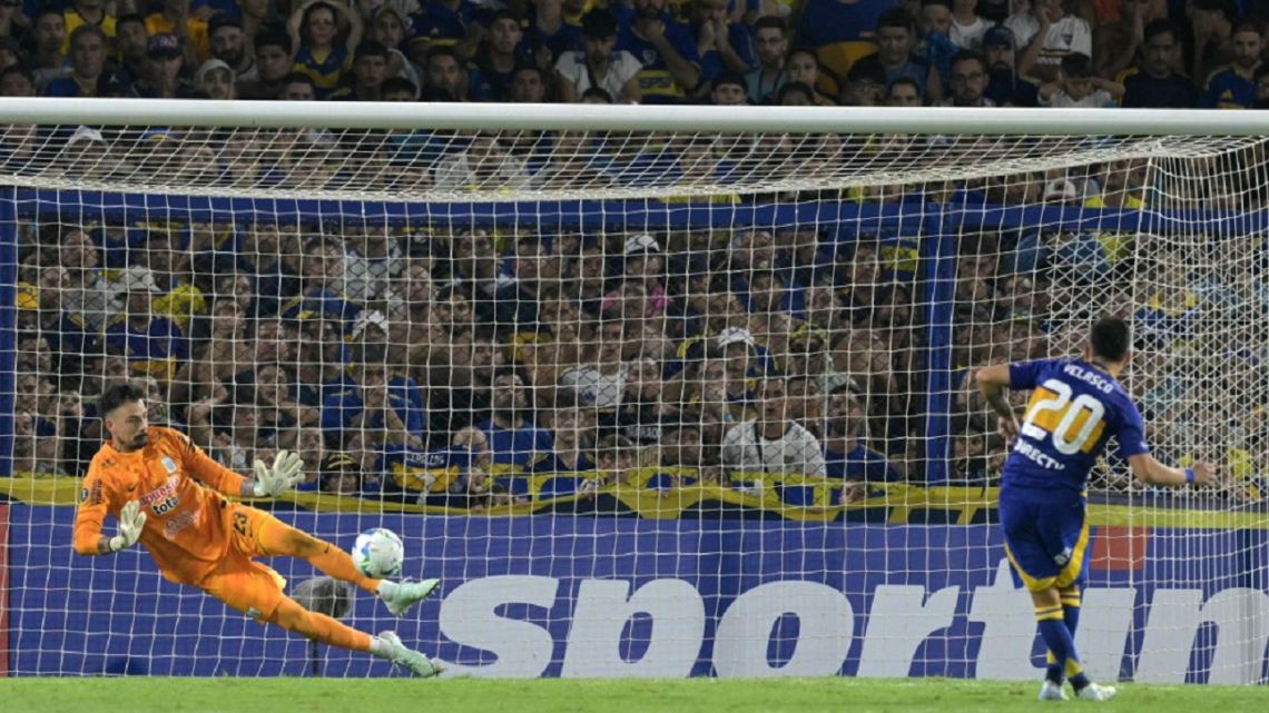 Velasco no estará ante Central: Gago lo sacó de la convocatoria tras fallar su penal en la eliminación de Boca