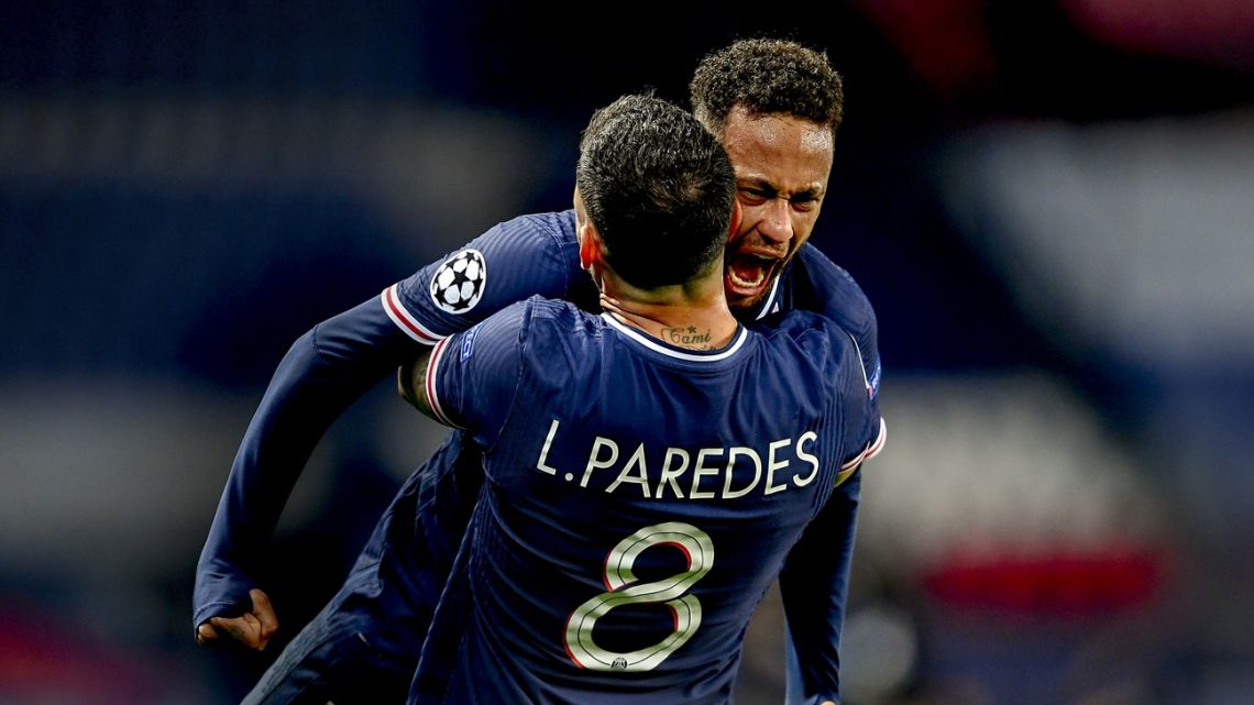 Paredes le dijo que no a Boca y a Santos, pero Neymar insiste con llevarlo a Brasil