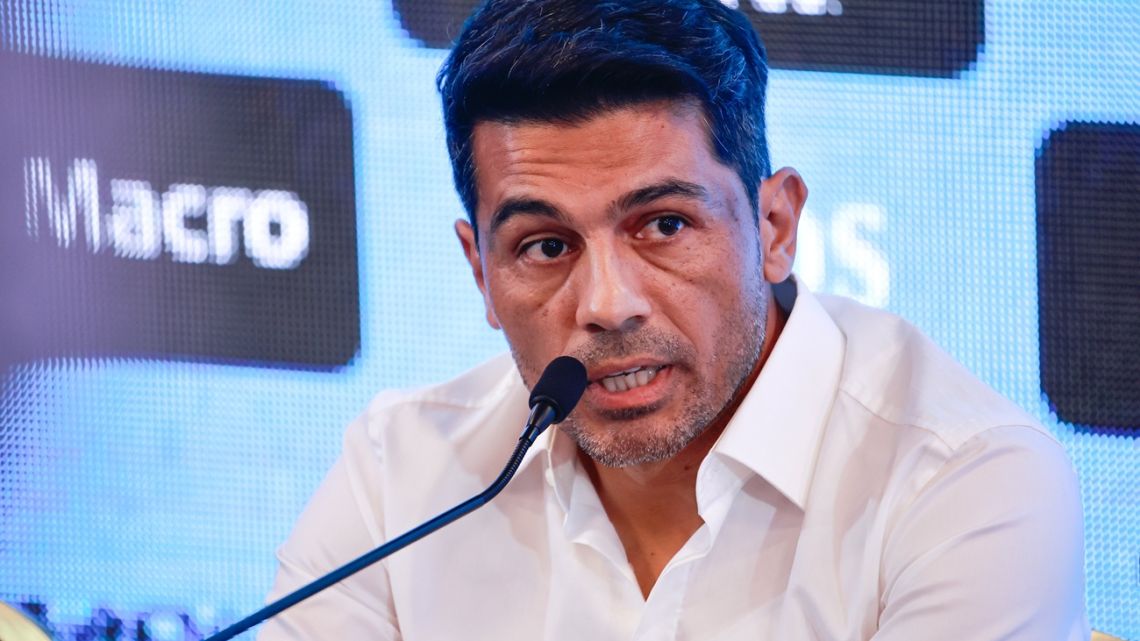 Hinchas de Belgrano pidieron la renuncia de Walter Erviti, quien llegó al club hace un mes