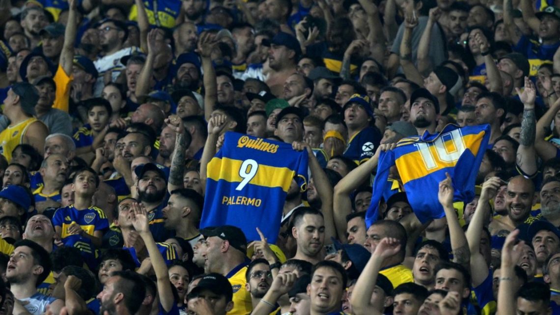 El mensaje contundente de La Bombonera al final del juego ante Alianza Lima: "Que se vayan todos"