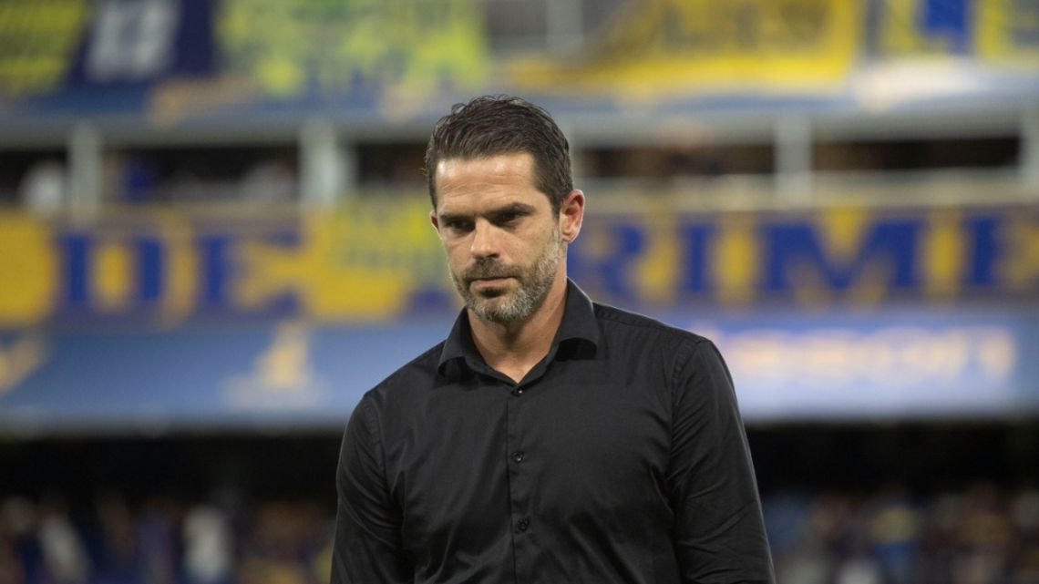 A pesar de su continuidad, Gago sigue en la cuerda floja: los entrenadores que podrían reemplazar al DT de Boca