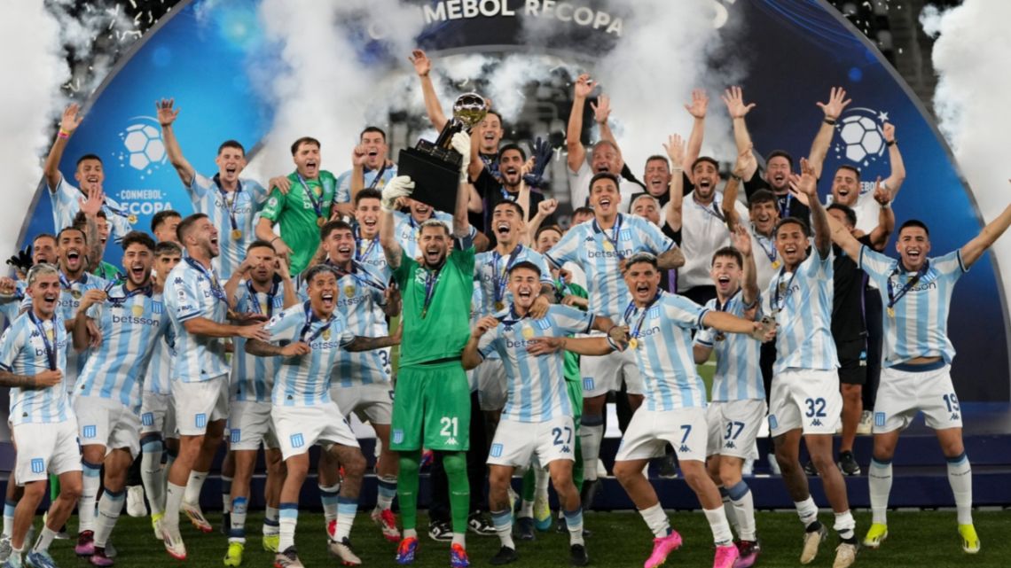 Uno más para el palmarés: cada uno de los títulos que ha conseguido Racing en toda su historia