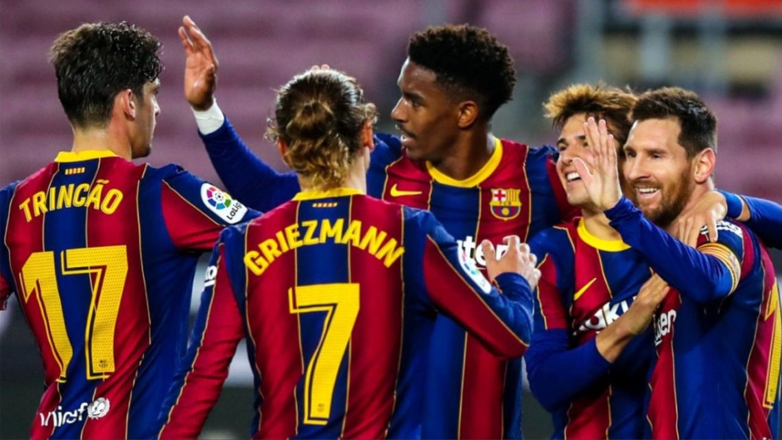 Un excompañero de Messi en el Barcelona reveló una “rara” costumbre del 10: “Es algo cultural”