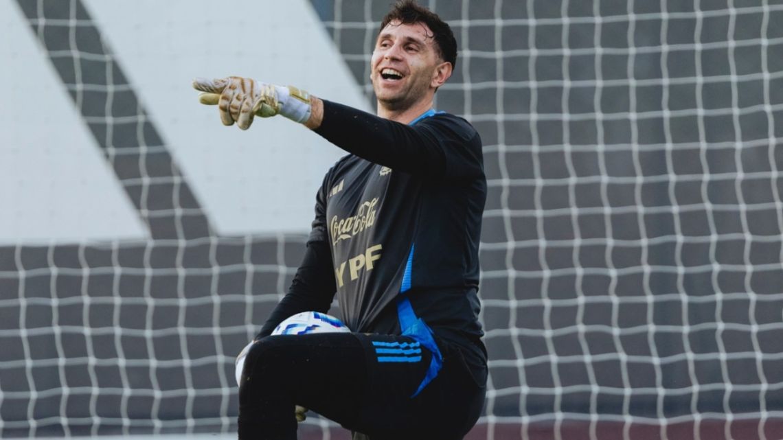 Lo tiene más que claro: la sorpresiva promesa del Dibu Martínez si Argentina sale bicampeona del Mundial 2026
