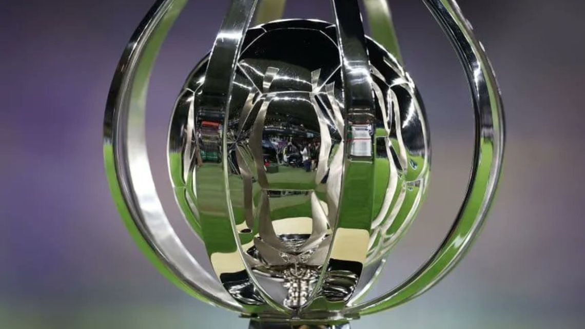 La inteligencia artificial reveló el pronóstico de la Supercopa Internacional entre Talleres y River