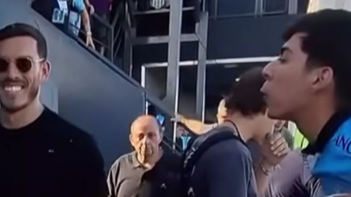 Cuál es la dura sanción a un hincha de Belgrano por escupirle al hijo de Fassi luego del superclásico