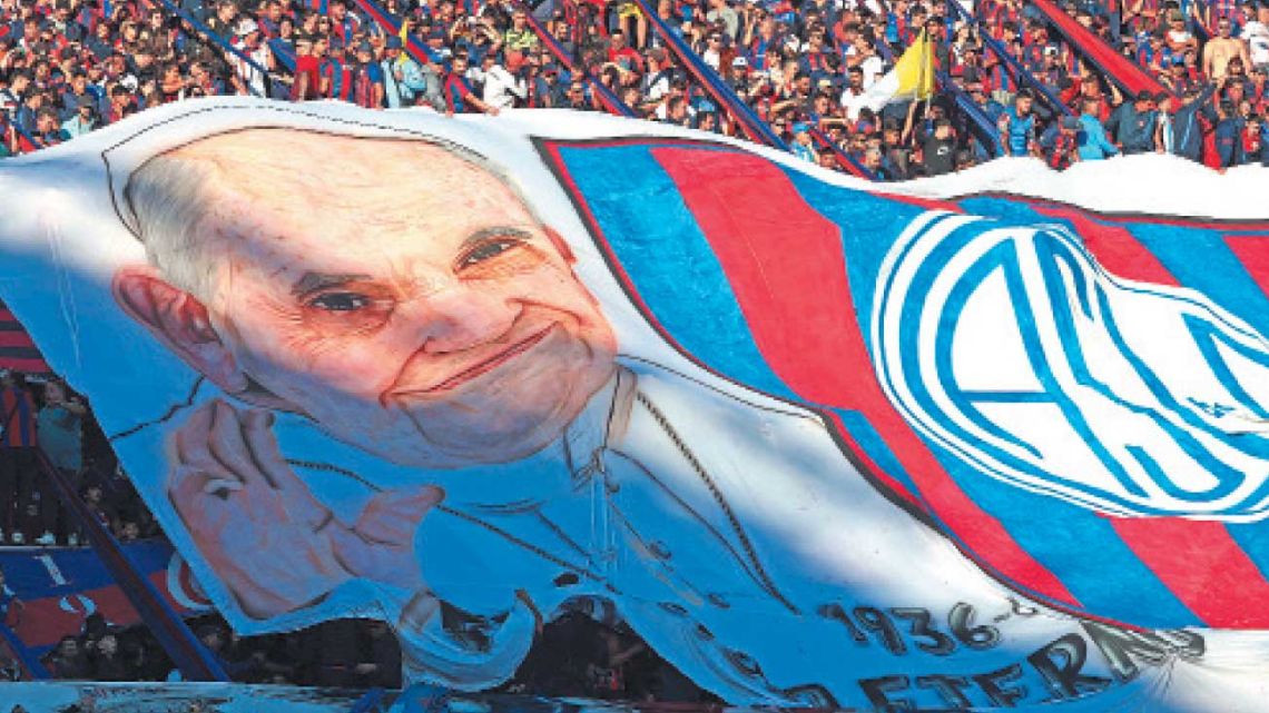 Ni con Francisco en el cielo: San Lorenzo cayó ante Central y exacerbó la bronca de sus hinchas