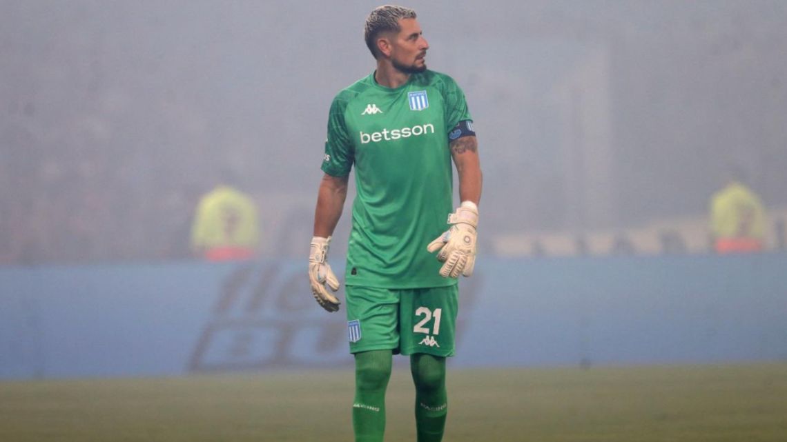 Racing goleó y Arias tomó la palabra: "Este es el Racing que nos llevó a ser campeón de la Sudamericana y de la Recopa"