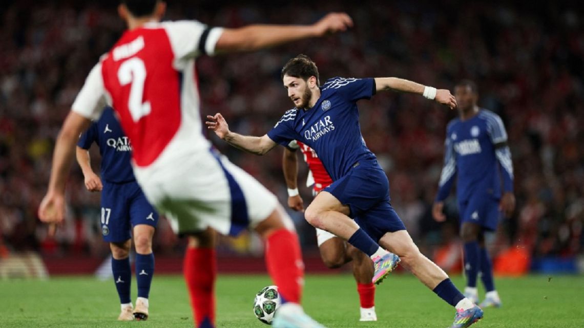 PSG derrotó a Arsenal en Londres y se acercó a la final de la Champions League