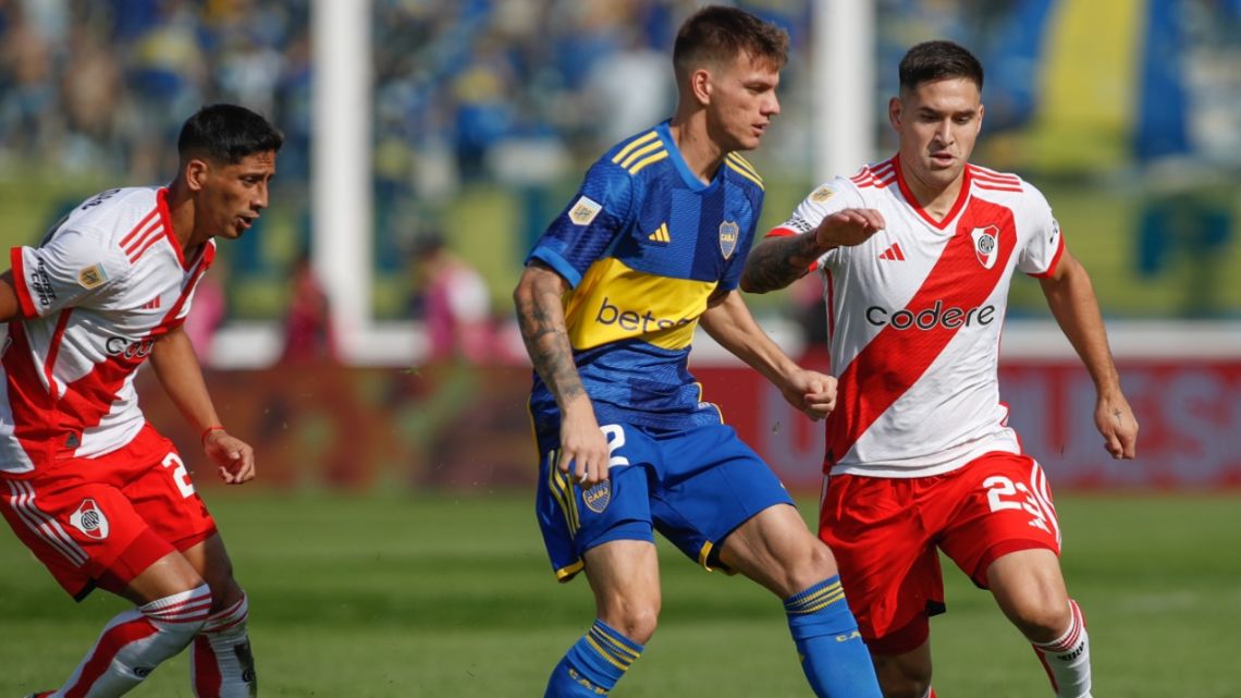 ¿Cómo está el historial entre Boca y River?