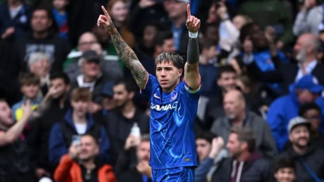 Con Enzo Fernández como protagonista, Chelsea derrotó al Liverpool, el campeón de la Premier League