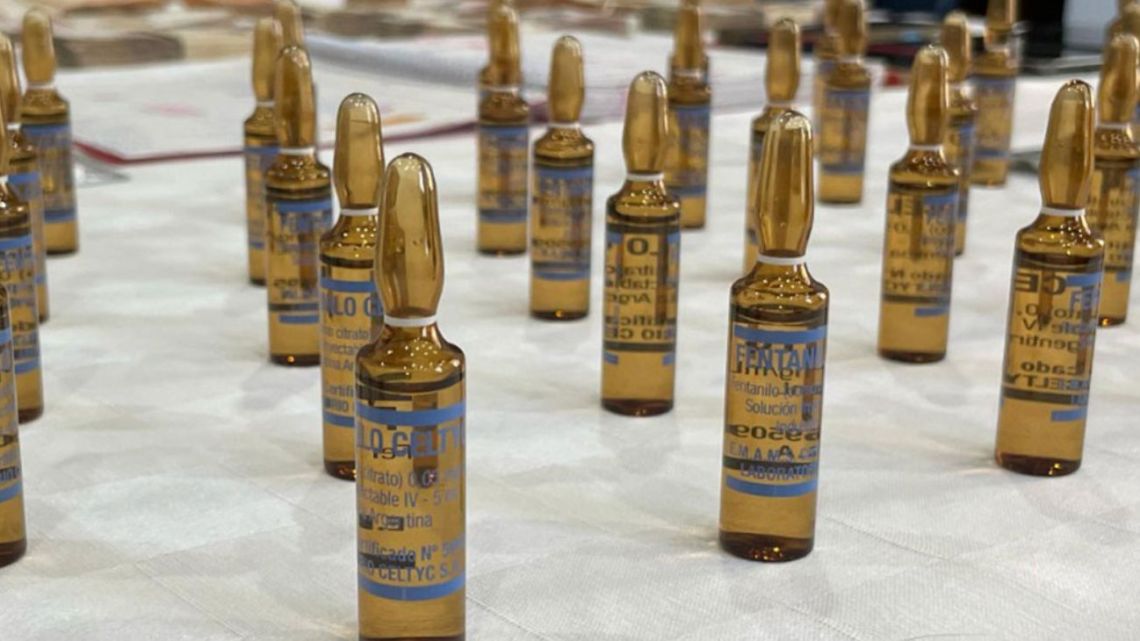 Allanaron cinco droguerías en la causa por las 33 muertes relacionadas con fentanilo contaminado