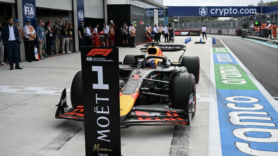 Max Verstappen se quedó con la pole position y largará en la primera posición durante el GP de Miami de F1