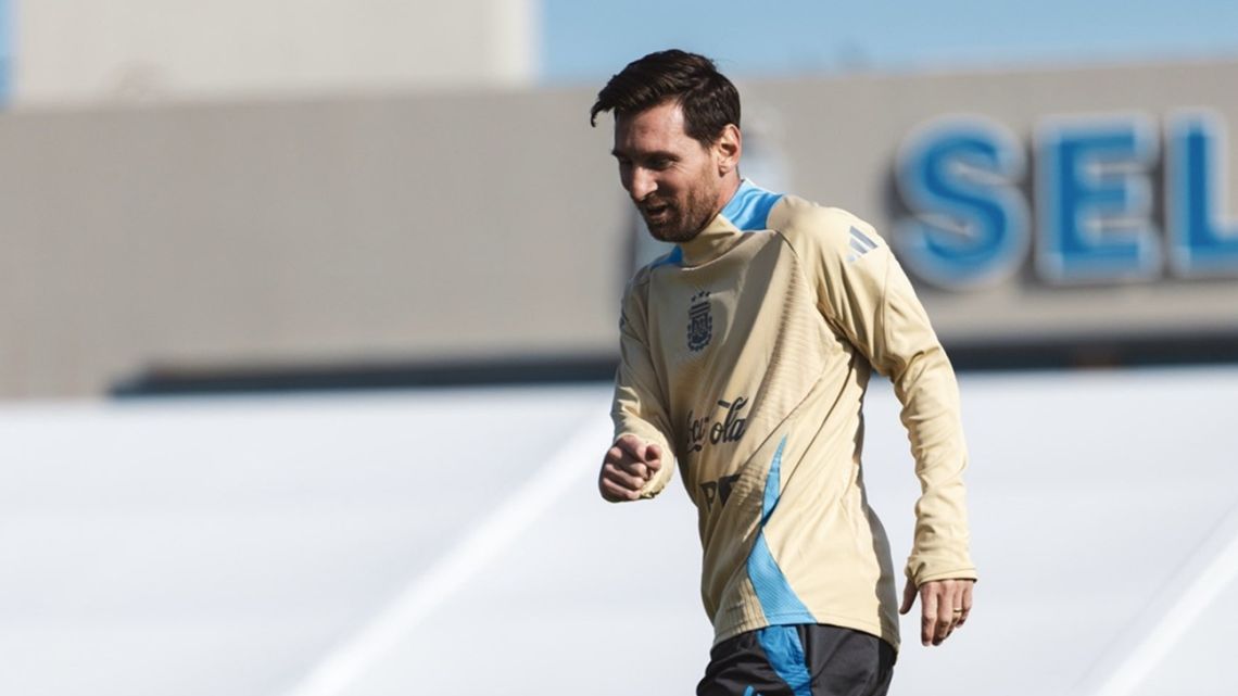 La Selección Argentina prepara el partido ante Chile con el regreso de Messi y varias ausencias